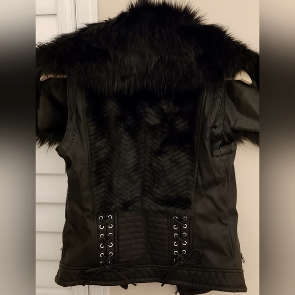 Guess Faux Leather vest - Picture 3 of 3